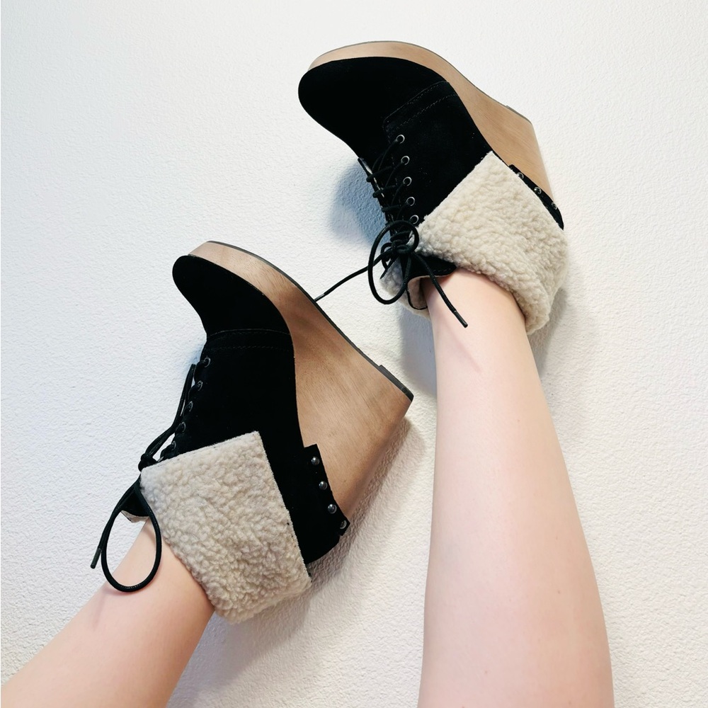 nwt y2k naughty monkey lace up sherpa wedge black suede ankle booties